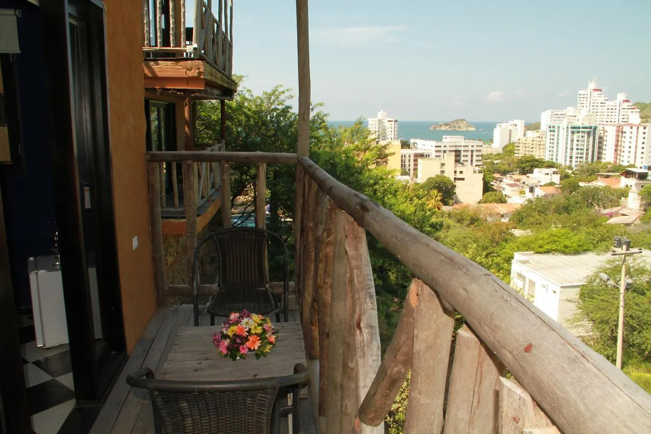 Bunsizanisi Hotel Santa Marta