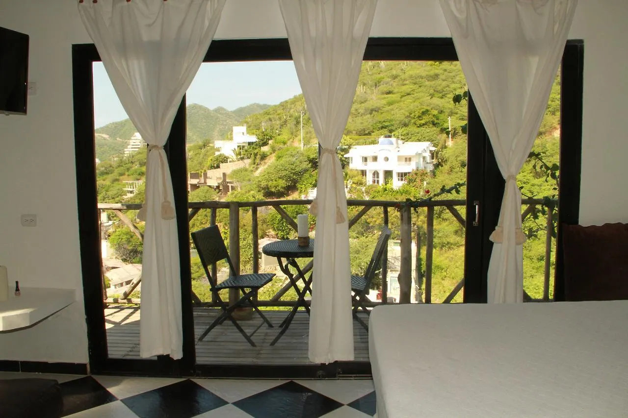 Bunsizanisi Hotel Santa Marta