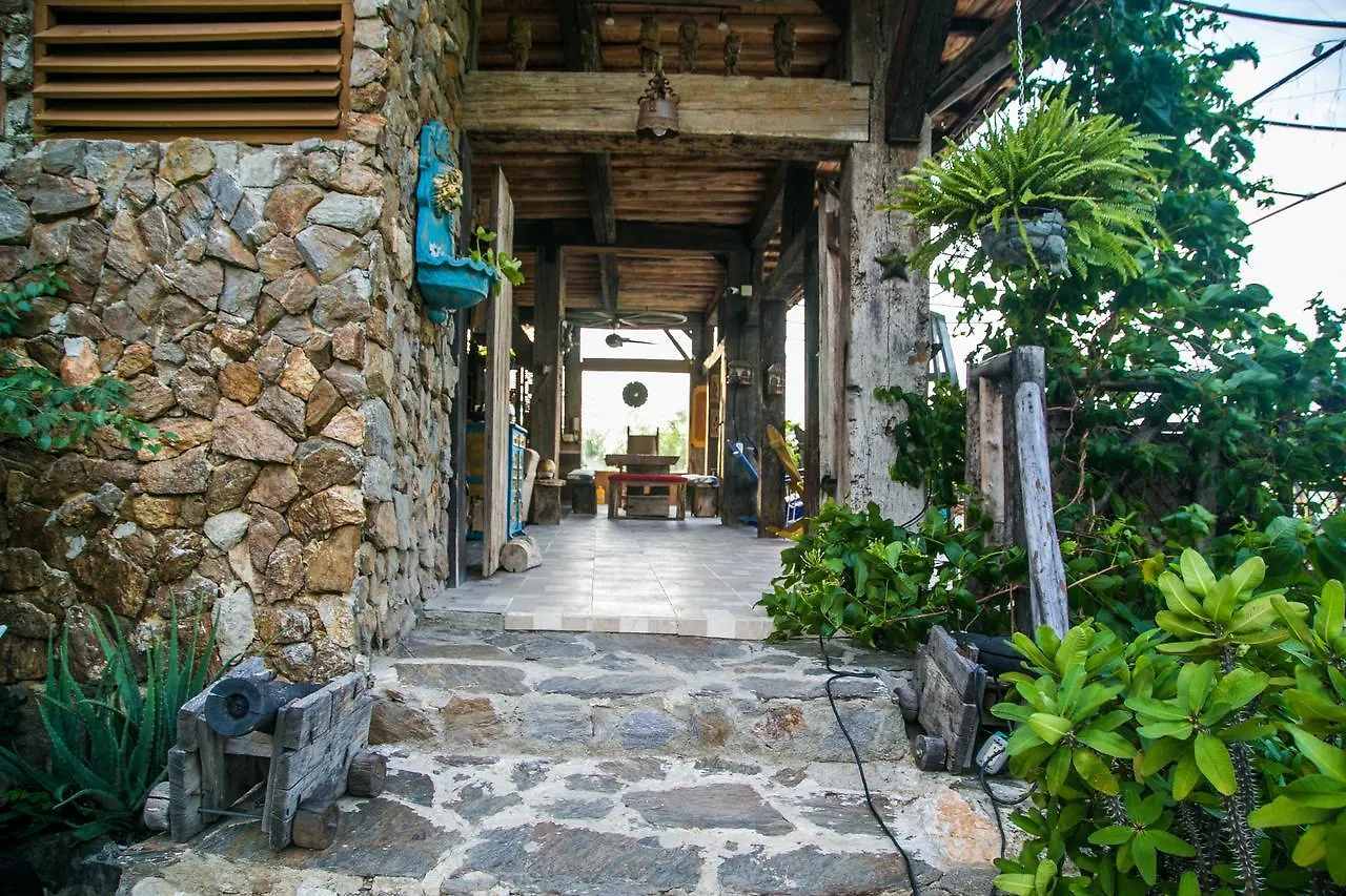 Bunsizanisi Hotel Santa Marta