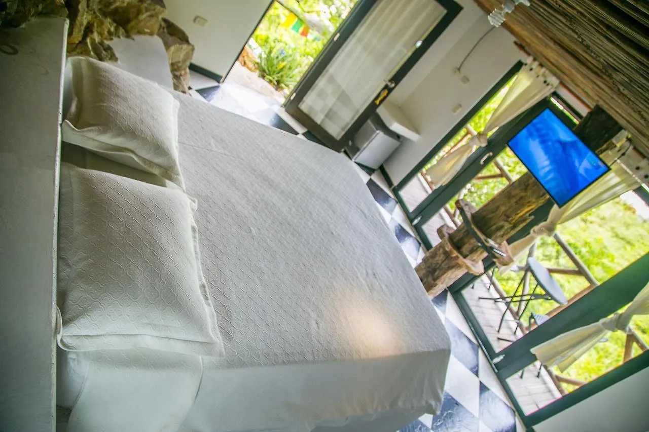 Bunsizanisi Hotel Santa Marta