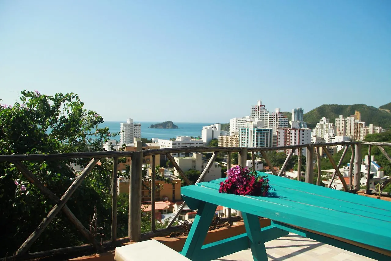 Bunsizanisi Hotel Santa Marta